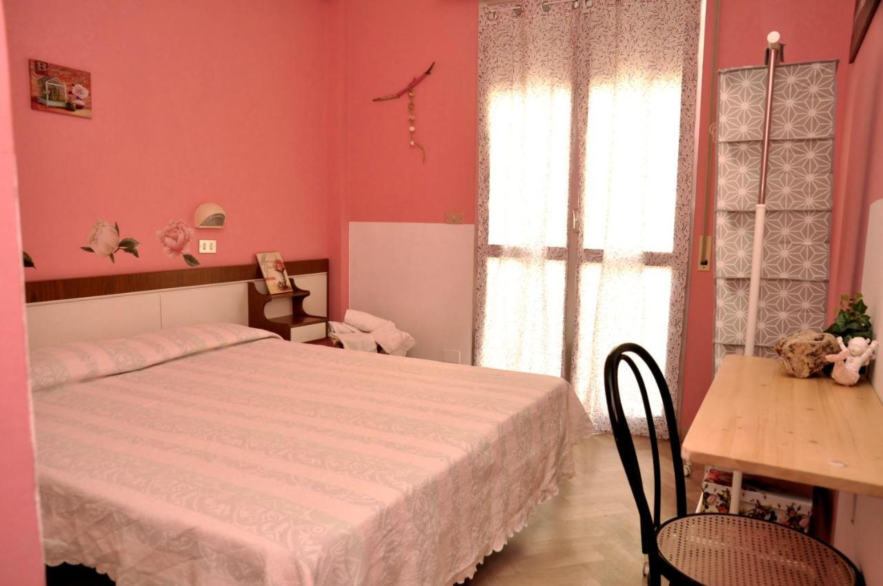 Hotel Sabbia D'Oro Rimini Bagian luar foto