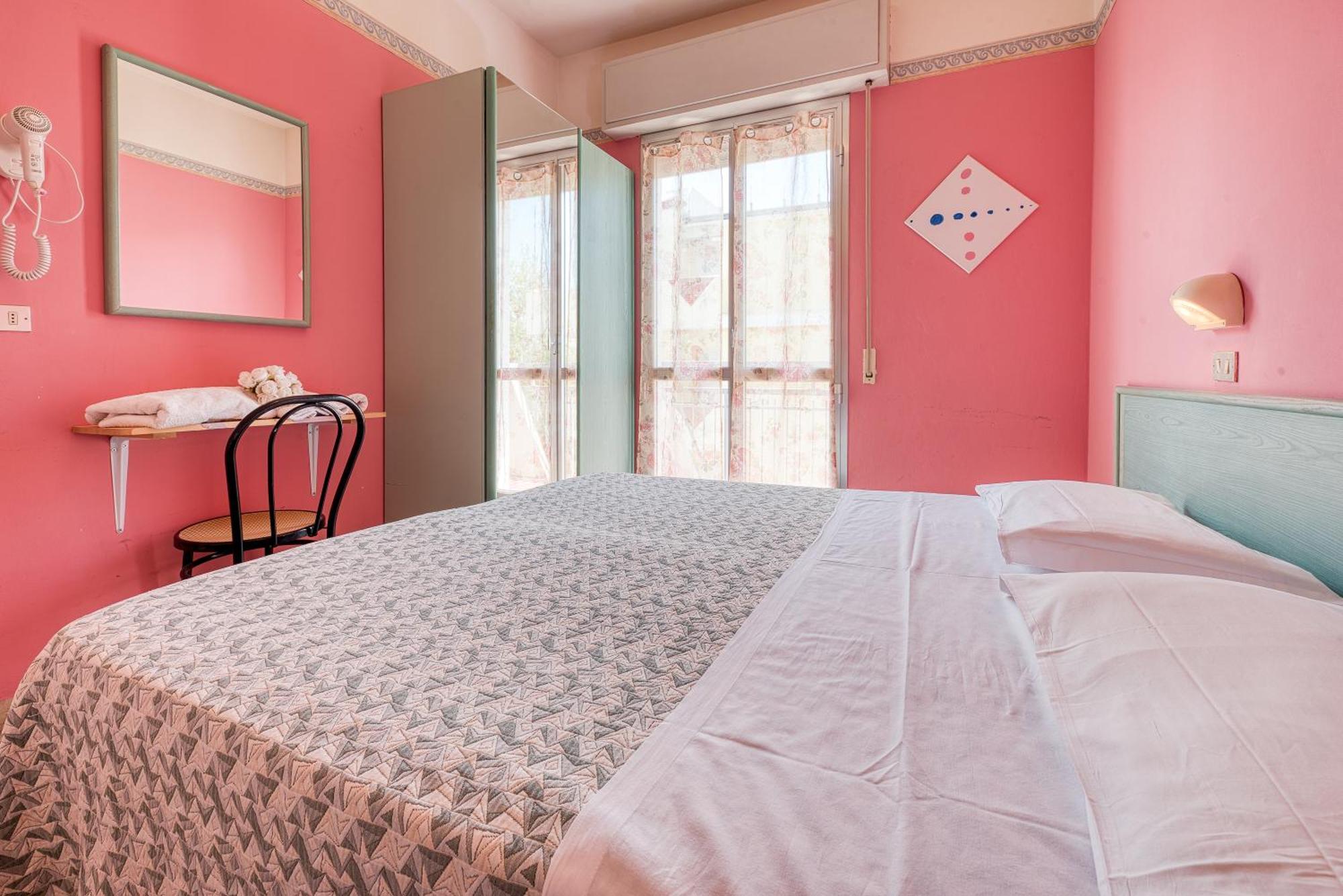 Hotel Sabbia D'Oro Rimini Bagian luar foto
