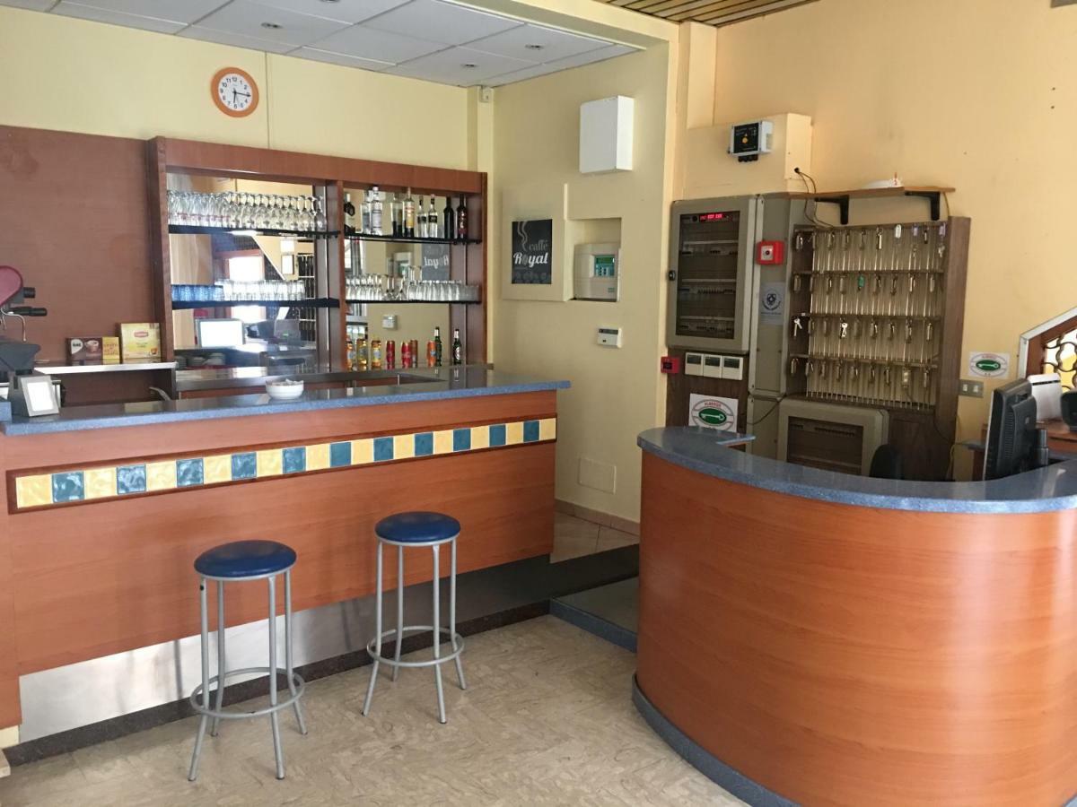 Hotel Sabbia D'Oro Rimini Bagian luar foto